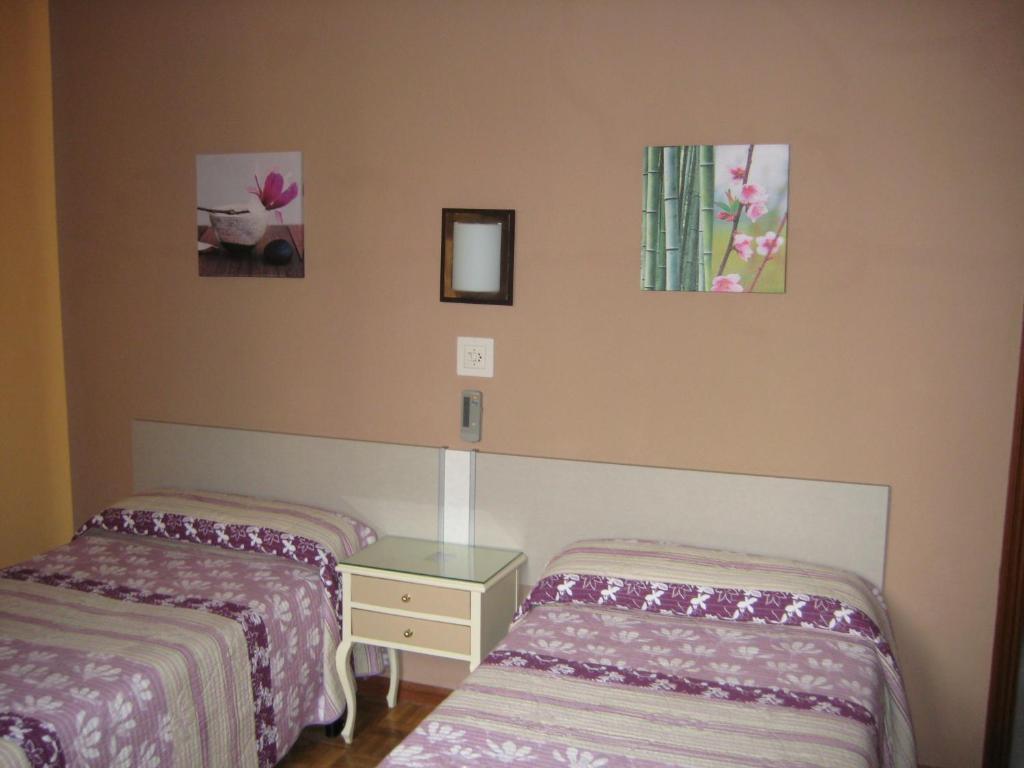 Hostal La Selecta Μαδρίτη Δωμάτιο φωτογραφία